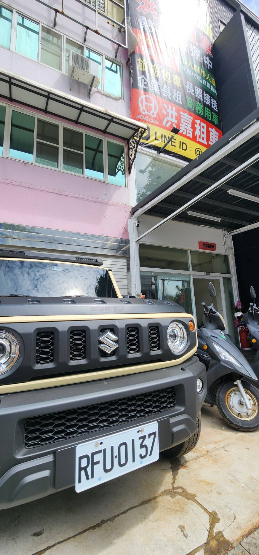 《帥氣駛上路的，不只是Jimny，是她》